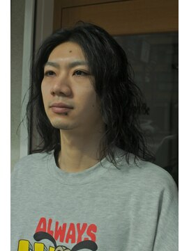 ラブハーツアンドビー マツヤマ(luve heart's And Be matsuyama) 波巻きパーマニュアンスパーマミディアムパーマセンターパート