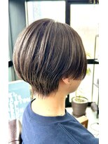 メル(Mel)&nbsp;刈り上げショート/前下がりショート/センターパートショート