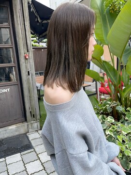 ミント(mint) スモーキーなオリーブグレージュ！赤み除去！