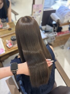 ハピネス 梅田茶屋町店(HAPPINESS) ヘーゼルグレージュ オリーブグレー 髪質改善 韓国ヘア 梅田