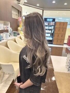 シャンプーボーイエイムス(SHAMPOO BOY aims) バレイヤージュ