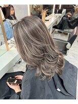 ブレンド 渋谷(BLend)&nbsp;ハイライトミディアムヘア暗めカラーデザインカラー