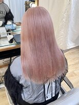 テトラ バイ ネオリーブ 横浜西口店(tetra by neolive) ハイトーン ペールピンク ケアブリーチ 切りっぱなし