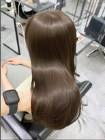 エル バイ アンキシム(elu by AHNKISM)&nbsp;ブリーチなし透明感オリーブベージュ髪質改善