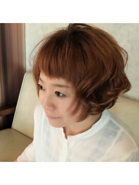 アット ヘアー(at hair) キュートショート