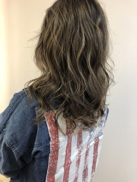 クレア 茅ヶ崎(CREA) 外国人風　ペールベージュ