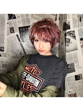 モノ アンド イニ(Mono & inni) 【奈良/inni hair】ピンクブラウン ショートヘア