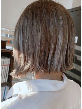 ザ カラー ラボ(THE COLOR LABO) ブリーチ　バレイヤージュ　パールベージュ