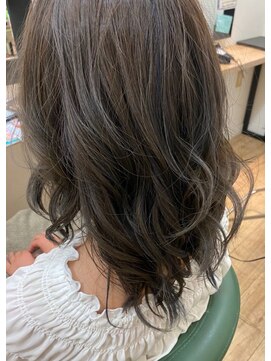 ラット(RUT) ハイライト+透け感グレージュ