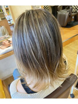 ヘアーコレット(hair Colet) ミディアムバレイヤージュ
