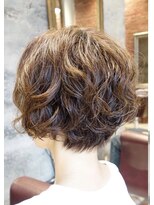 ヘアーウィザーズダブル(Hair wizards Double) クルンとかわいいショートボブ