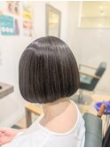 ショートボブ