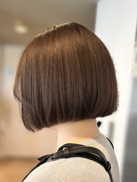 アリュウル 表参道(ALLURE) 透明感たっぷりベージュ×タッセルヘア　佐藤