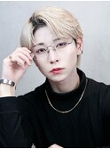 フェザーショート　　センターパート