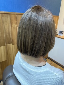 カットスタジオファニー(CutStudioFunny) アッシュカラー