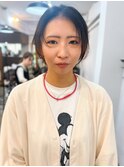 ショート前髪なし黒髪