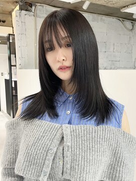 ヨーク(YOKE) ミディアムレイヤーフェイスレイヤー前髪顔周りグレージュ