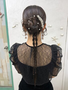 メカマハロジャミング(Me Ka Mahalo Jammming) カチモリヘア/ねじねじアレンジ/ヘアアレンジ/ヘアセット