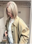 ホワイトベージュ　ハイトーンカラー　ブリーチカラー