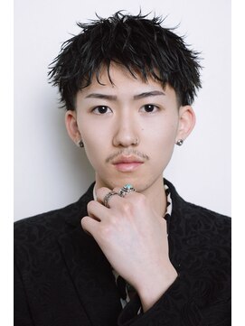 ミヤビ(MIYAVI) 束感ラフショート