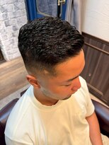 ミリオンバックス 御徒町店(Million Backs)&nbsp;御徒町/刈り上げセンターパート/波巻きツイストスパイラル