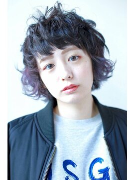 ロジッタ(ROJITHA) 【ROJITHA】小顔レイヤーショート×イヤーカフカラー