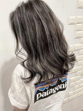 オーティティ(O-TETE) O-tete シルバー系ハイライトカラーブリーチ