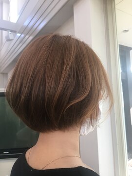 ヘアドレッシング インプローブ 前橋(hair dressing improve) うるツヤ丸みボブワンカール小顔補正立体カットピンクベージュ