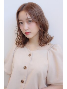 オラ ボーテ(Aura Beaute) ミルクティーベージュ　センターパート