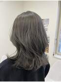 アッシュグレージュ
