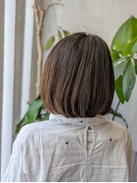 アン(Hair make un)&nbsp;オリーブハイライト/三宅