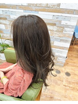 ハウオリ ヘアーワークス(Hauoli hair works) 水素カラー×インディゴチャコールグレーカラー