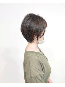 コヨミ(koyomi) 絶壁解消！耳かけ束感ショート20代/30代/40代