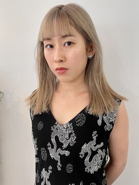 ゼストララ(ZEST Lara) 切りっぱなし×ハイトーン