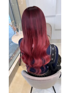 ミルクティー(Milk TEA) レッドカラーとエクステ