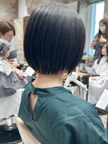 アフロート ルヴア(AFLOAT RUVUA)&nbsp;みねスタイル♪ 似合わせ ショート ボブ 20代 30代 小顔 新宿