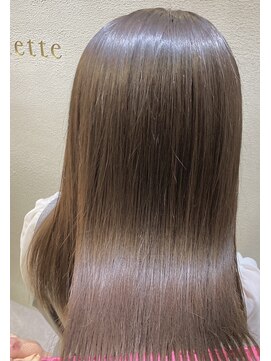 フーチー クーチー アマティー 豊中店(FUCHI KUCHI amati) @fuchi_kuchi.okada［豊中,髪質改善/アッシュグレージュ/艶髪］