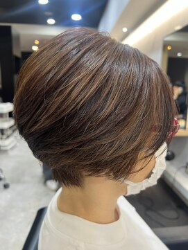 ナインオクロック 津志田店(9o'clock) 前下がりショートボブ