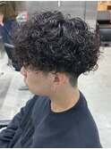 天神波巻きプードルパーマハードスパイラルマッシュメンズ強め
