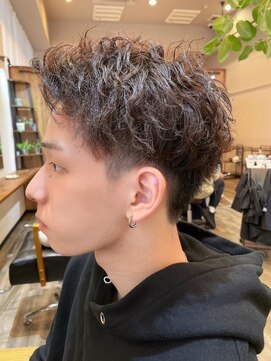 フラッグヘアー 博多駅前店(Flag HAIR) ツイストスパイラル　波巻きパーマ　ニュアンスパーマ　メンズ