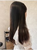 ブラウン系艶髪ロングストレート