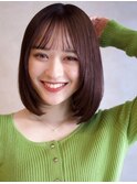 美髪　イメチェン　外ハネボブ　チェリーブラウン　ワイドバング