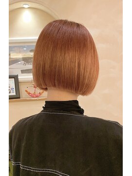 ビュートリアム265(BEAUTRIUM 265) ★切りっぱなしボブ/ミニボブ/オレンジブラウン全頭ブリーチ銀座