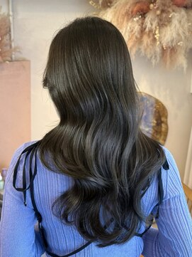 ユニ 表参道(uni) 大人気の韓国女優風くびれレイヤーカット/ヨシンモリ/エギョモリ