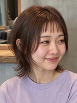 ルポシノエル(rupo si Noel)&nbsp;ミディアムウルフハッシュウルフウルフボブくびれヘア外ハネ