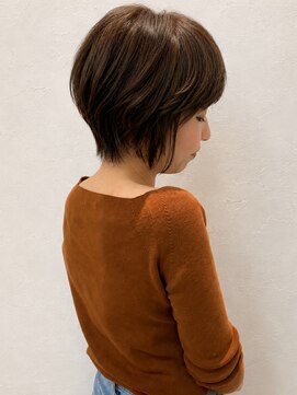 カイノ なんばエキカン店(KAINO) 女性らしい大人の丸みショート