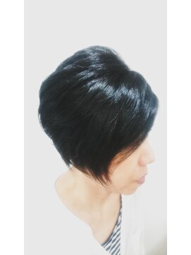 フレークヘアーデザイン(FLAKE Hair Design) 前下がりショート