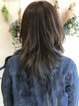 レイビューティー 浜町中央橋店(RAY+beauty) グラデーションブルー