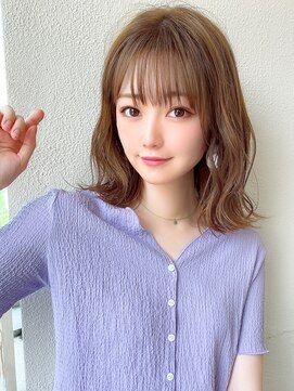 アフロート ディル(AFLOAT D'L) アフロートeri　カジュアルミディ　ベージュカラー　小顔前髪