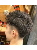 爽やかアップバングパーマスタイル